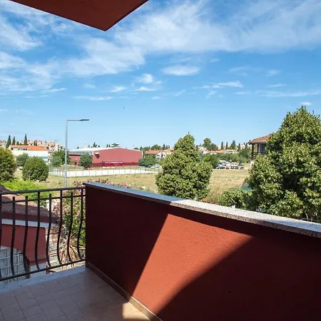 Midea Apartment